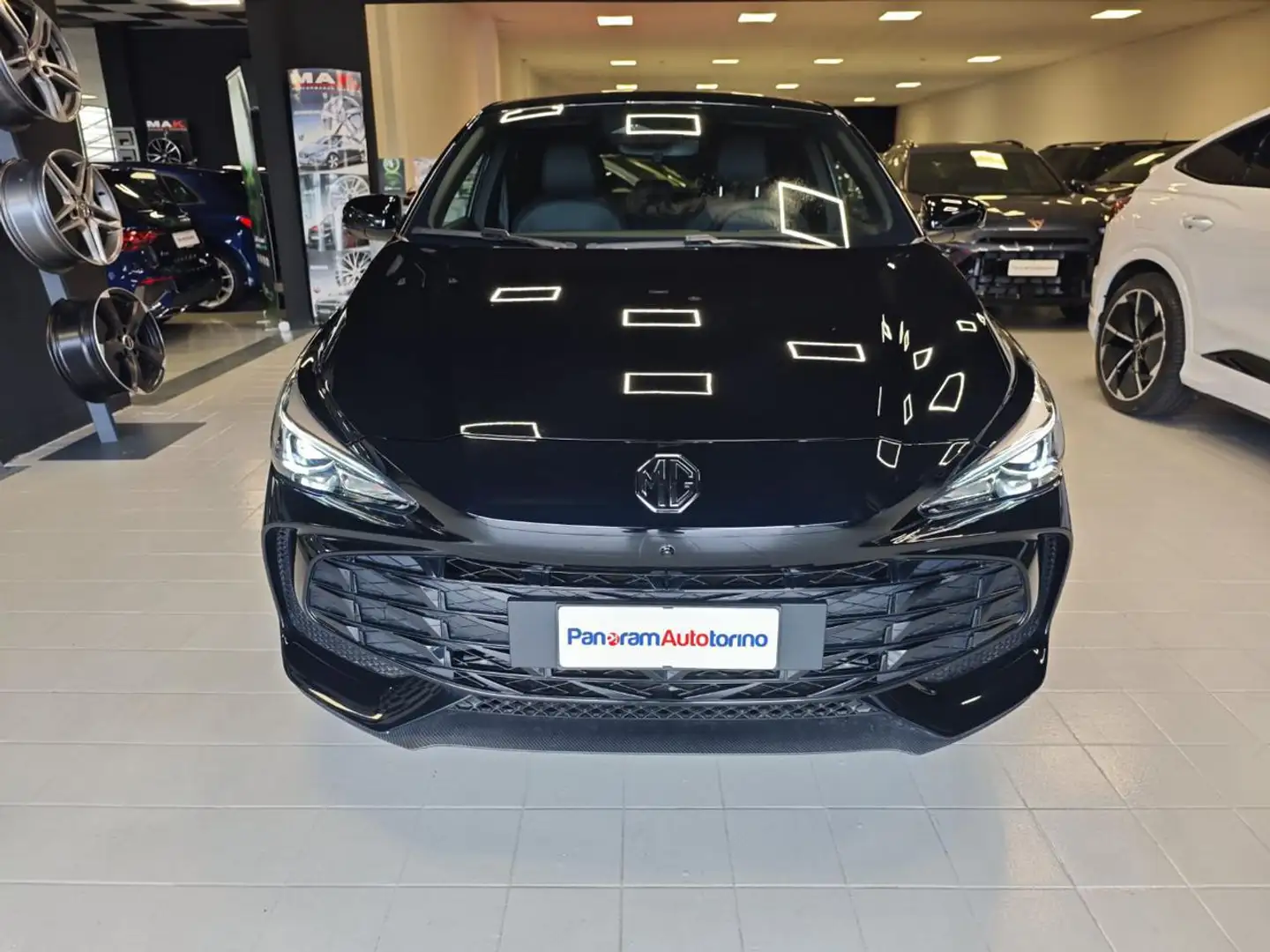 MG MG3 1.5 Hybrid+ Luxury Nero - 2