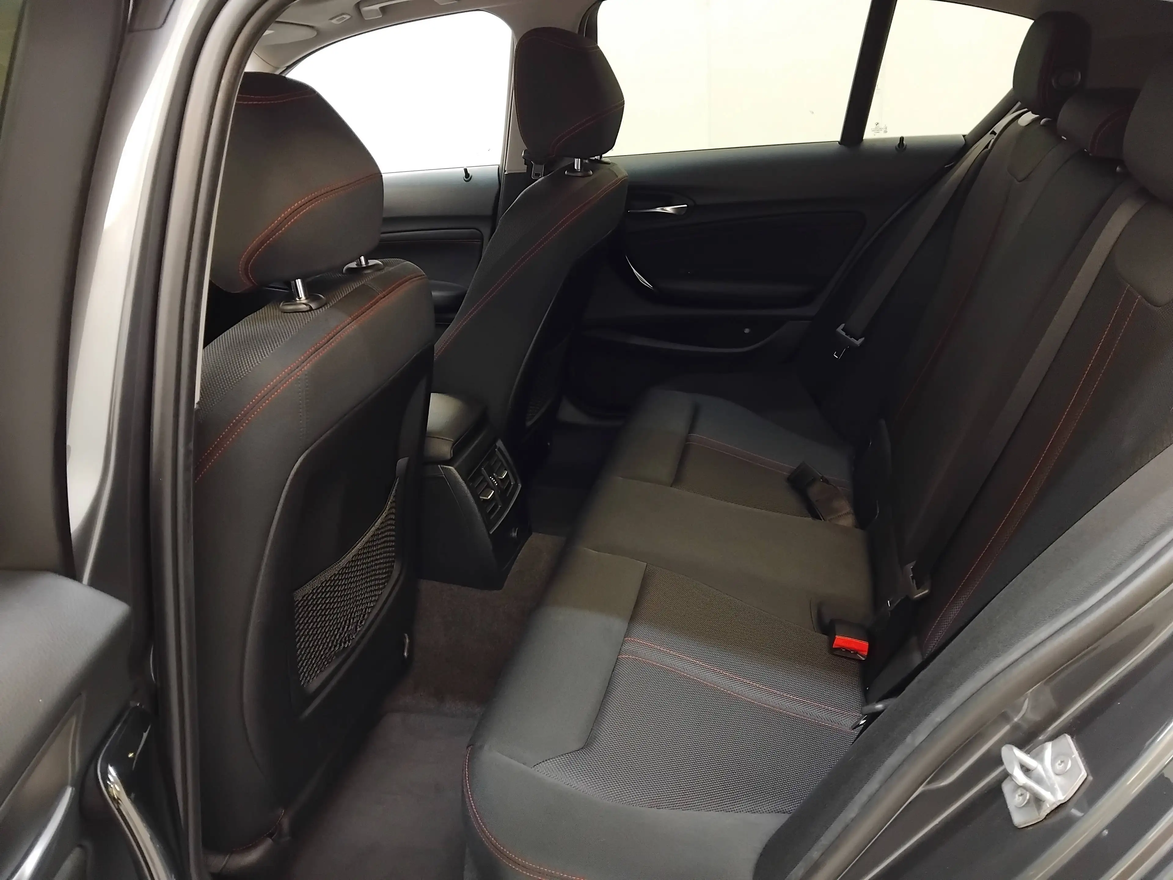 BMW 120 120 i Sport Line — photo 8