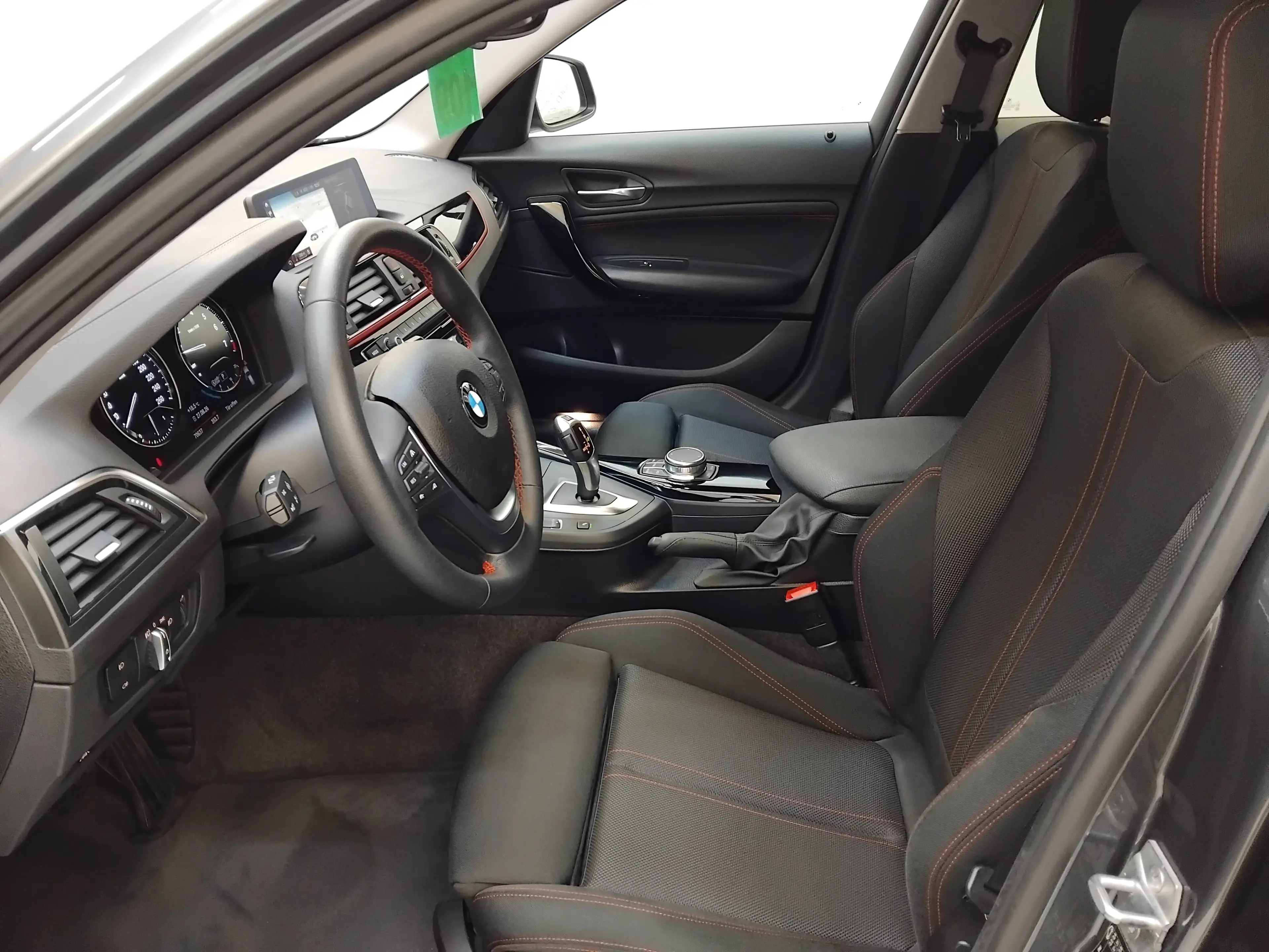 BMW 120 120 i Sport Line — photo 10