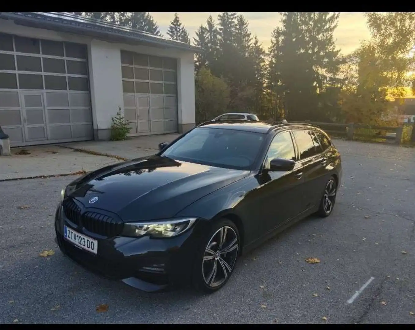 BMW 330 330d xDrive Touring Aut. - 1