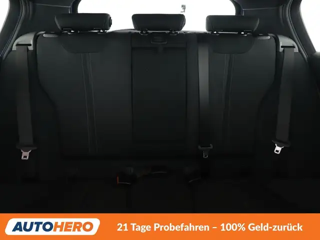 BMW 1 Series view 15