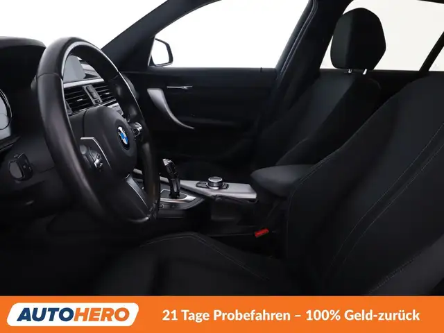 BMW 1 Series view 10