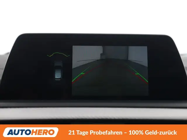 BMW 1 Series view 22