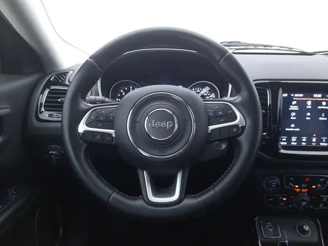 Jeep Compass view 11