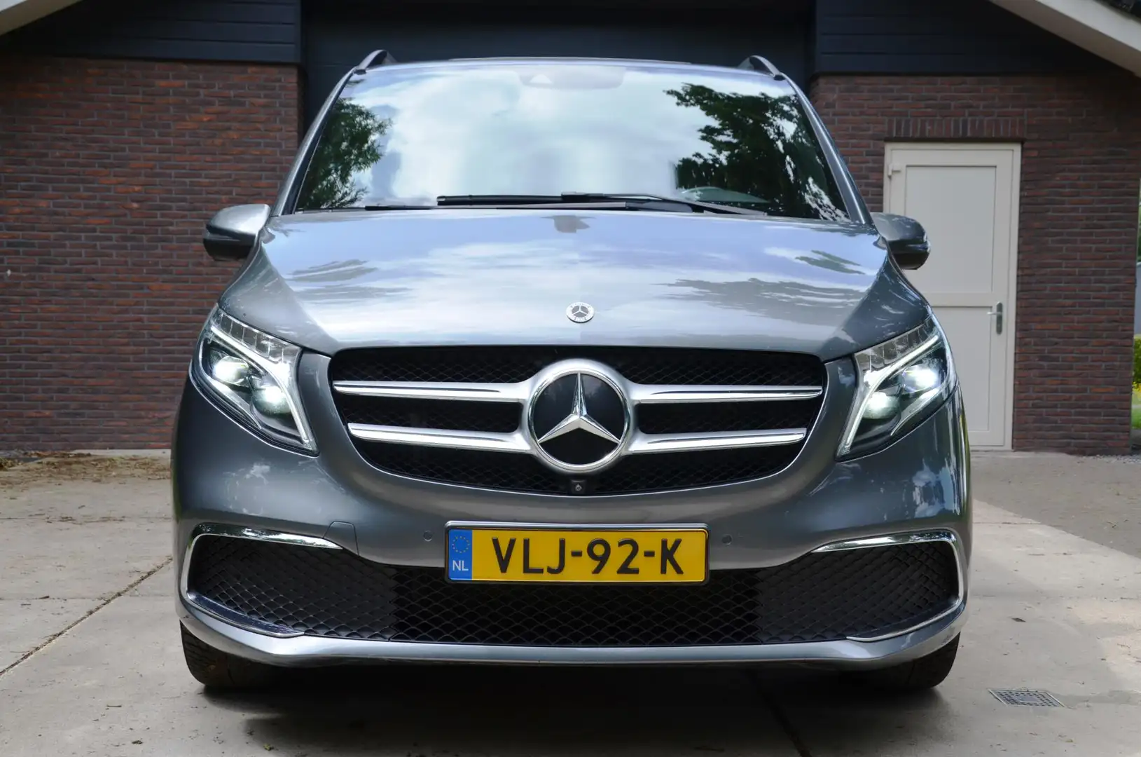 Mercedes-Benz V 300 300d Extra Lang DC Avantgarde Edition Automaat/Nav - 2