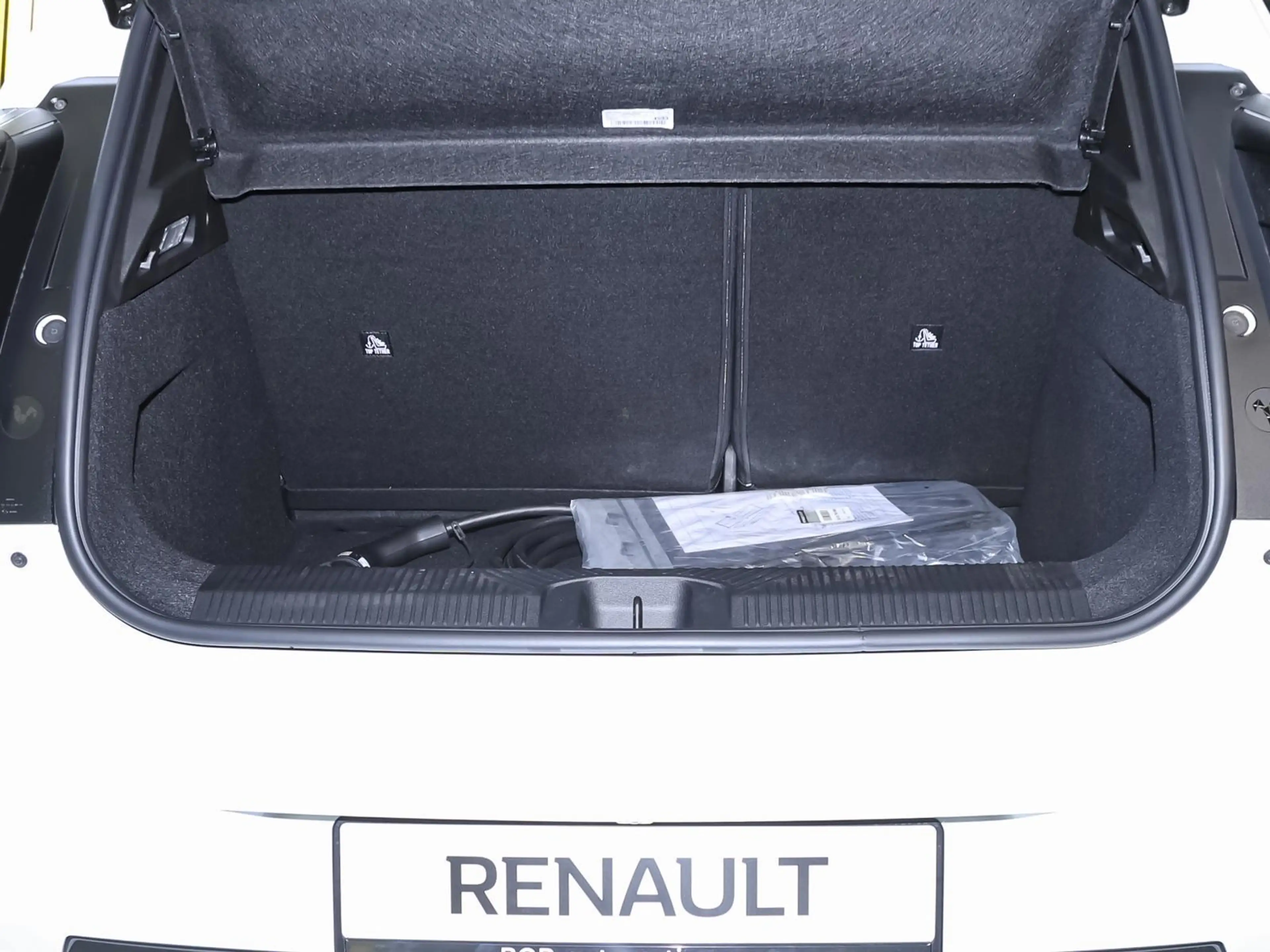 Renault R 5 Iconic 150 NAVI SHZ PDC LHZ KLIMA BT — photo 8