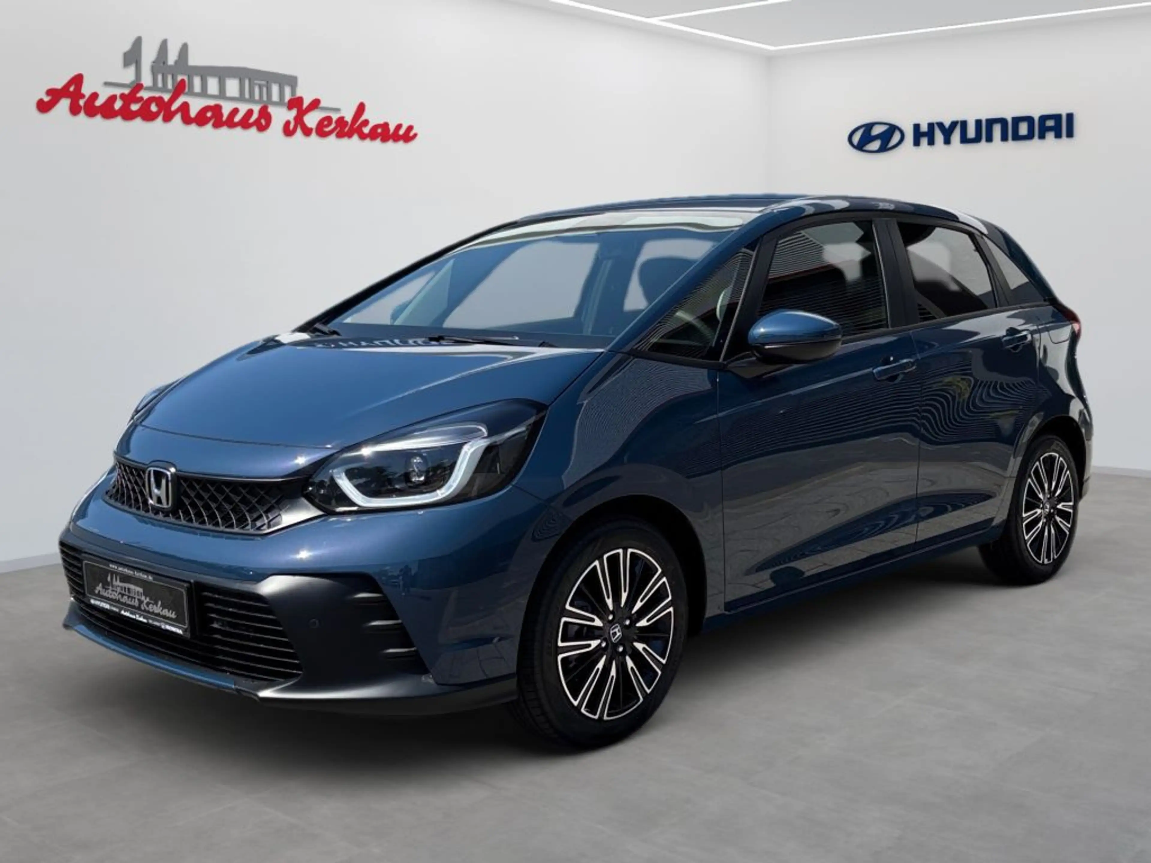 Honda Jazz e:HEV 1.5 i-MMD Hybrid Advance LED+Navi+Sitz-Lenkr