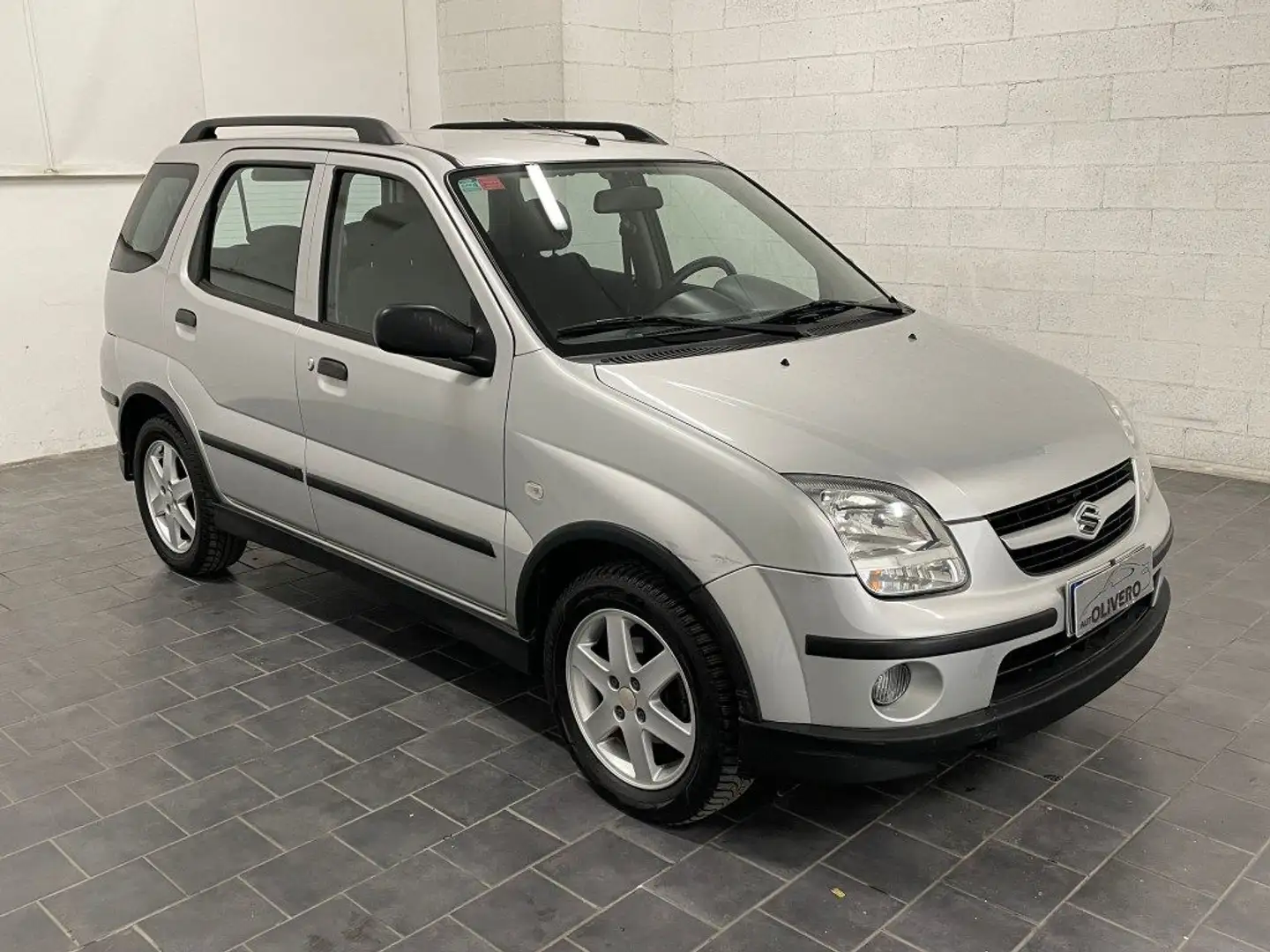 Suzuki Ignis 1.5 16V 100cv 4WD Deluxe Szürke - 1