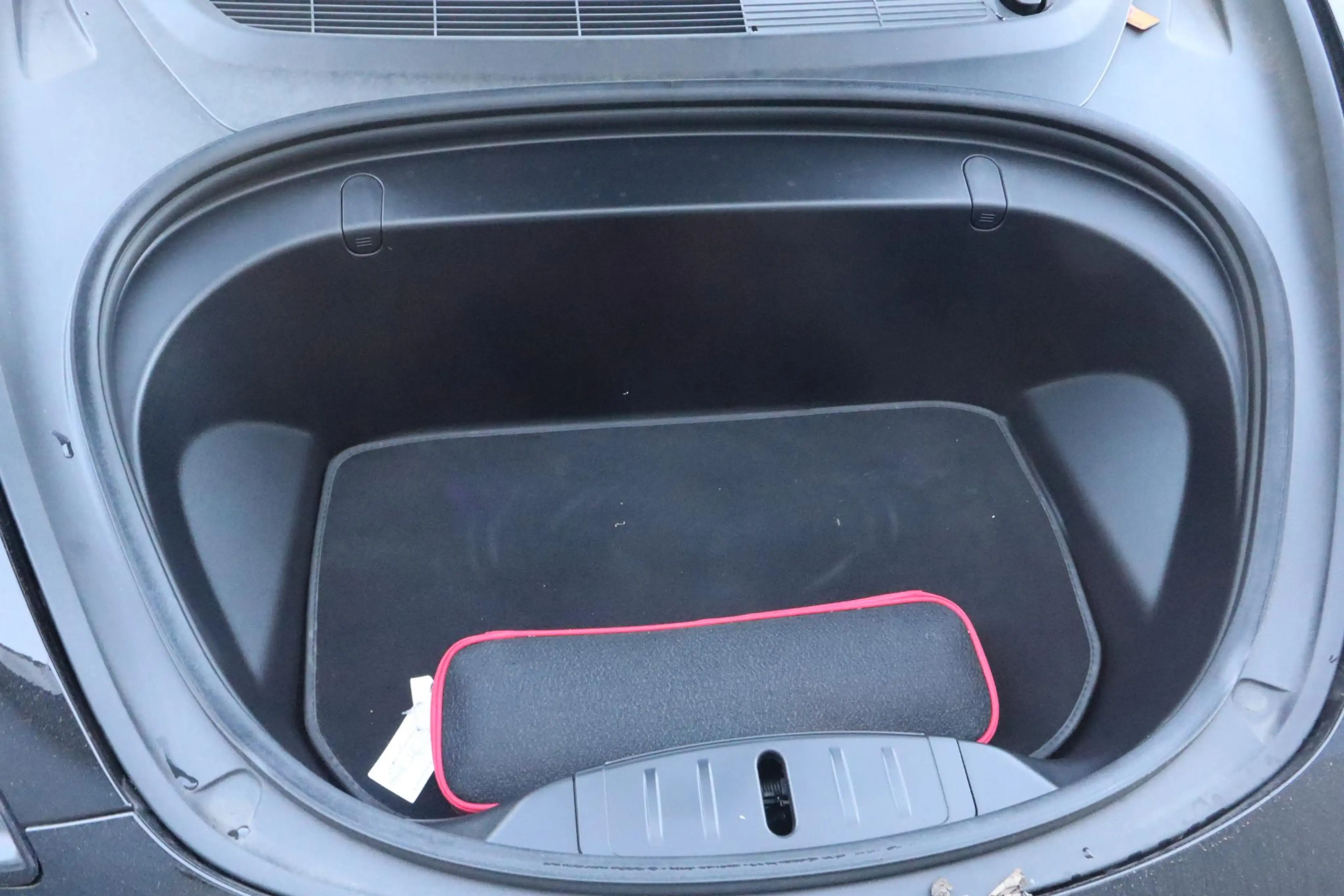 Tesla Model 3 Long Range AWD 75 kWh | SOH 88,6% | — photo 24