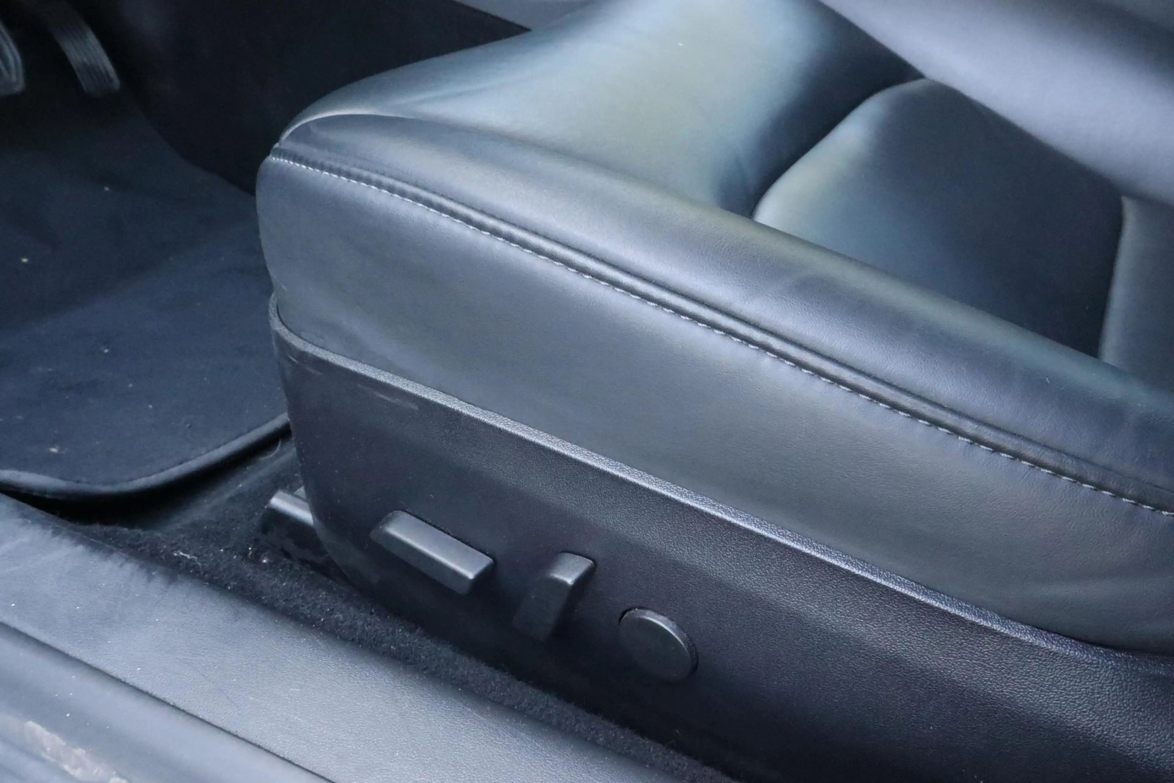 Tesla Model 3 Long Range AWD 75 kWh | SOH 88,6% | — photo 5