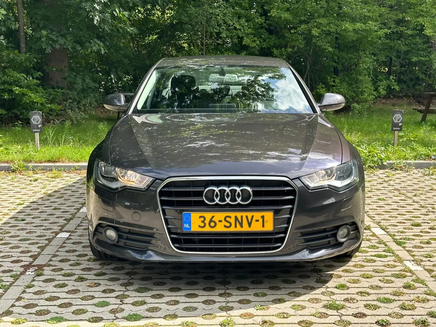 Audi A6 Limousine 2.8 FSI Trekhaak 1e Eig Grijs - 2