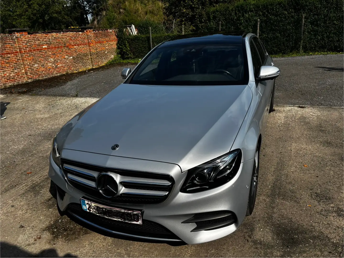 Mercedes-Benz E 200 9G-TRONIC AMG Line - 1