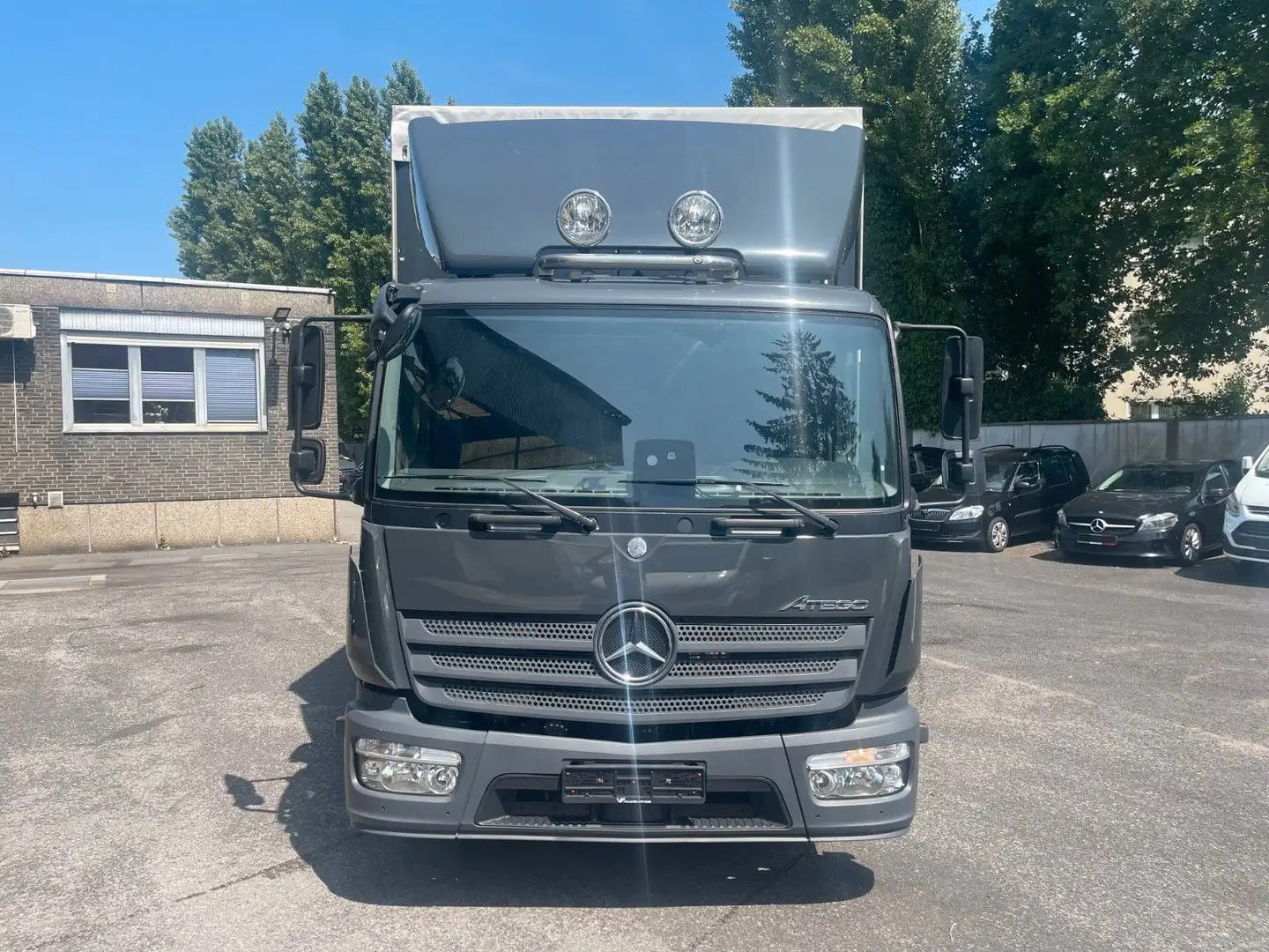 Mercedes-Benz Atego 816 Automatik P-P * LBW * Klima * Kamera * Schwarz - 2
