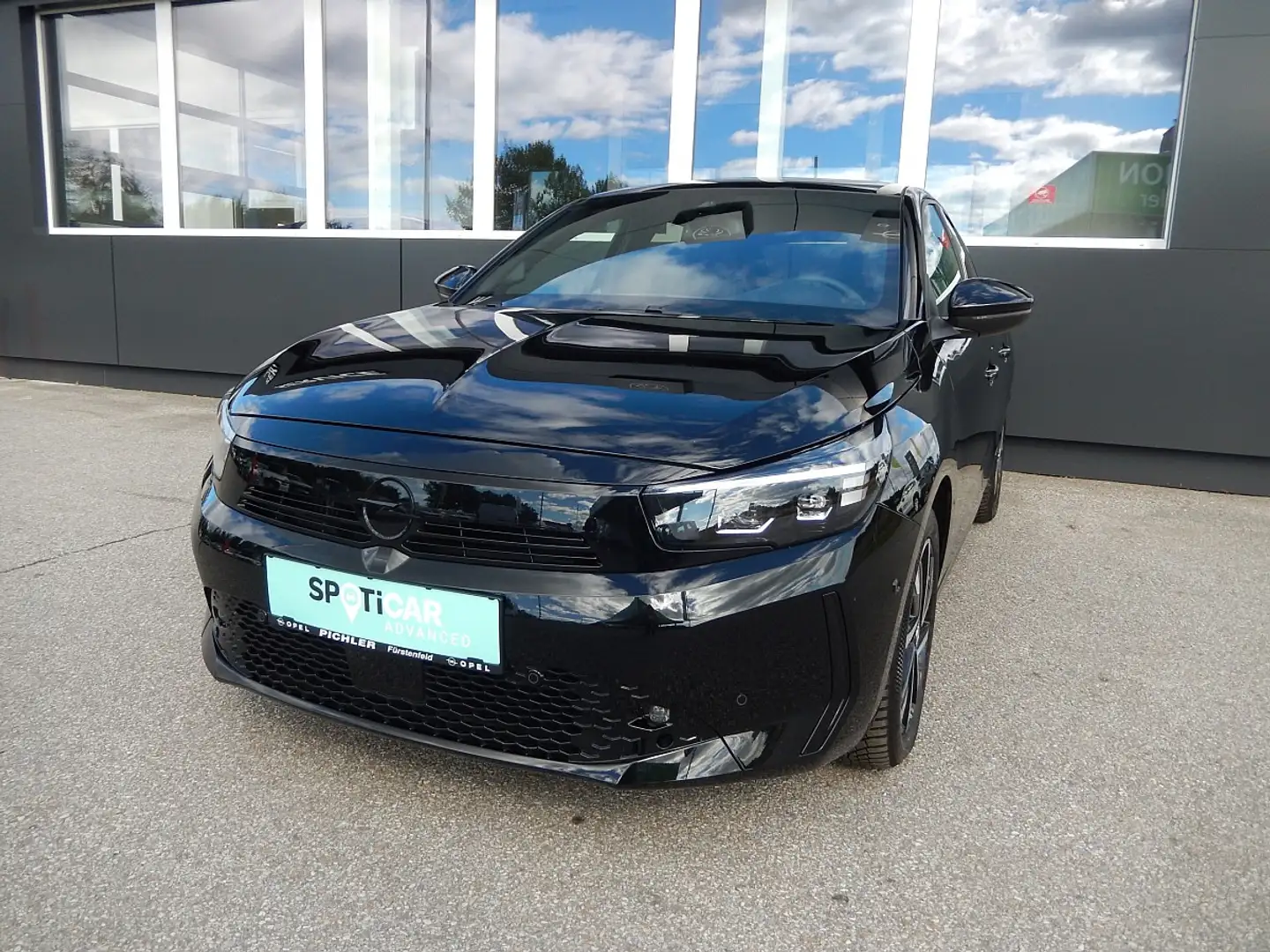 Opel Corsa 1,2 Direct Injection Turbo Euro 6.4  GS Schwarz - 1