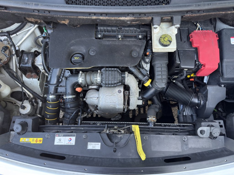 Peugeot Partner Tepee — photo 12