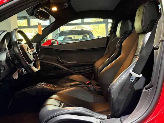 Ferrari 458 Italia / APPROVED / LÜCKENLOS FERRARI HISTORY / Ansicht 30