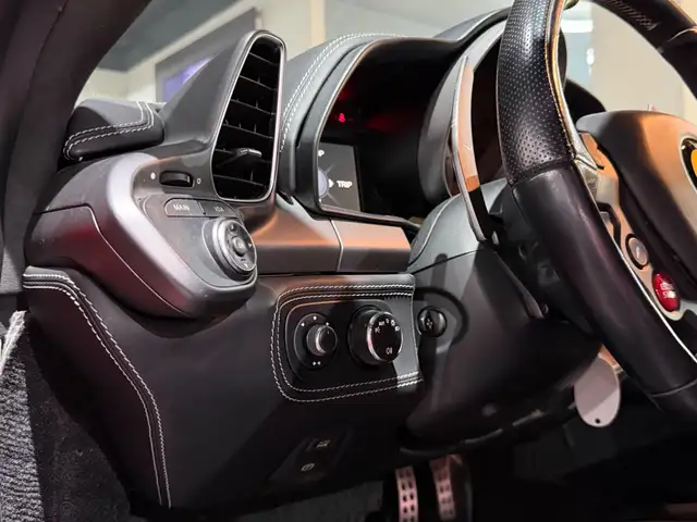 Ferrari 458 Italia / APPROVED / LÜCKENLOS FERRARI HISTORY / Ansicht 38