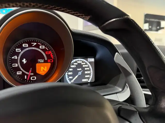 Ferrari 458 Italia / APPROVED / LÜCKENLOS FERRARI HISTORY / Ansicht 35