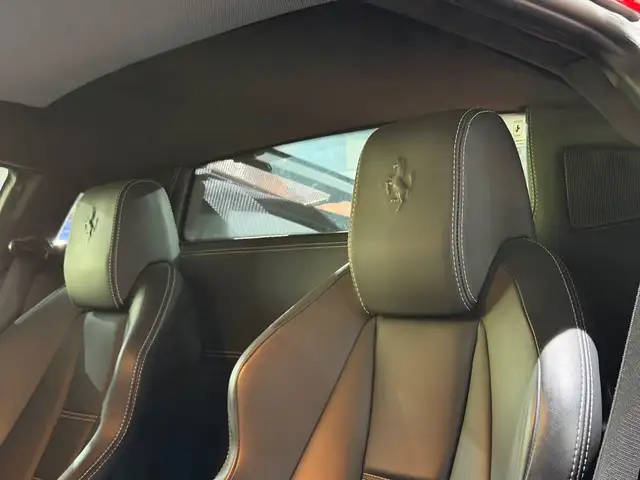 Ferrari 458 Italia / APPROVED / LÜCKENLOS FERRARI HISTORY / Ansicht 32