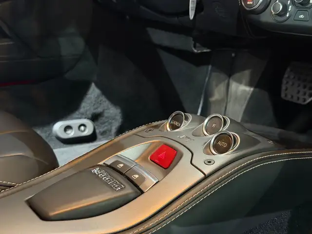 Ferrari 458 Italia / APPROVED / LÜCKENLOS FERRARI HISTORY / Ansicht 45