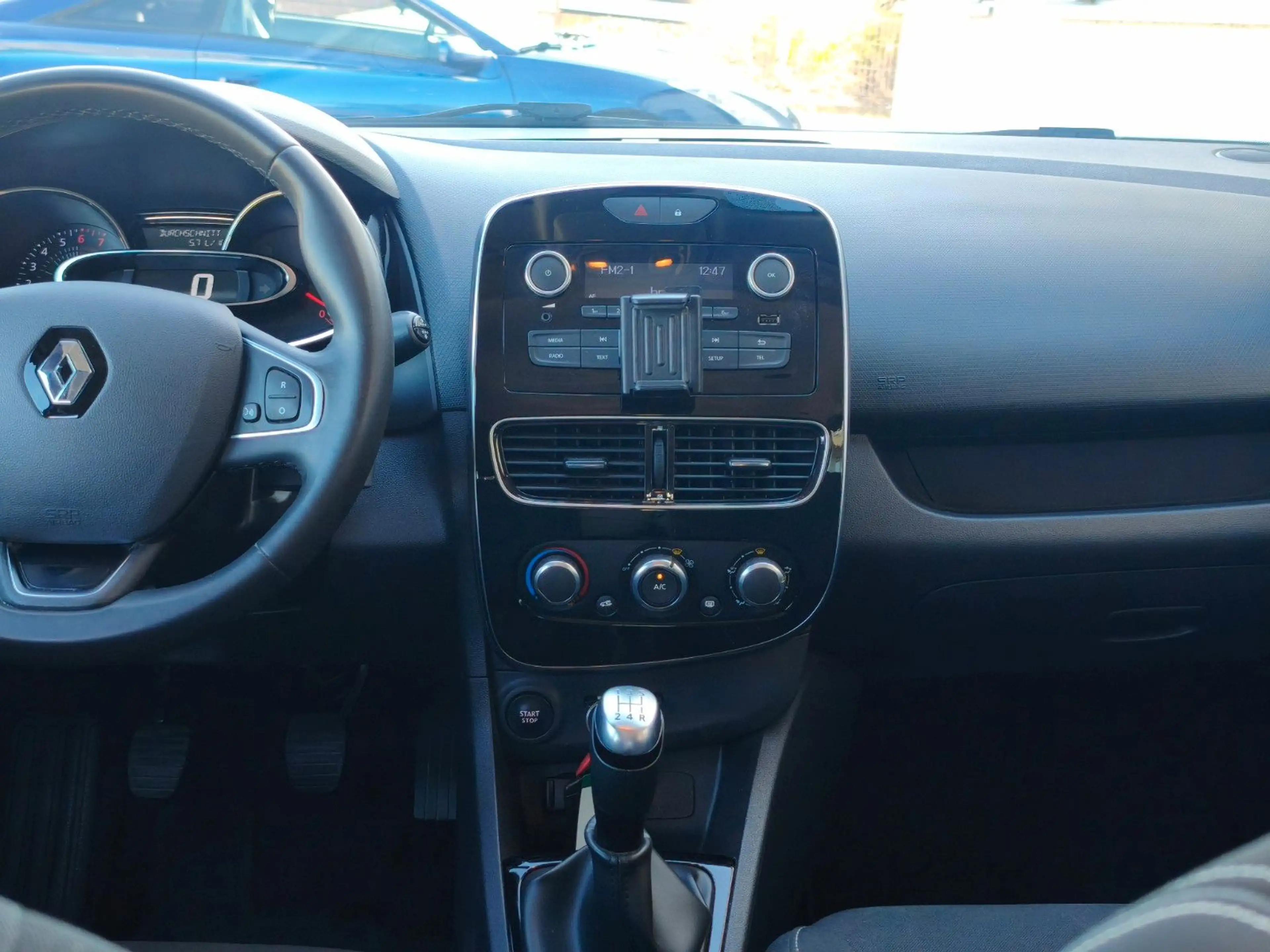Renault Clio IV Grandtour Limited, PDC, KLIMA, TÜV NEU — photo 21