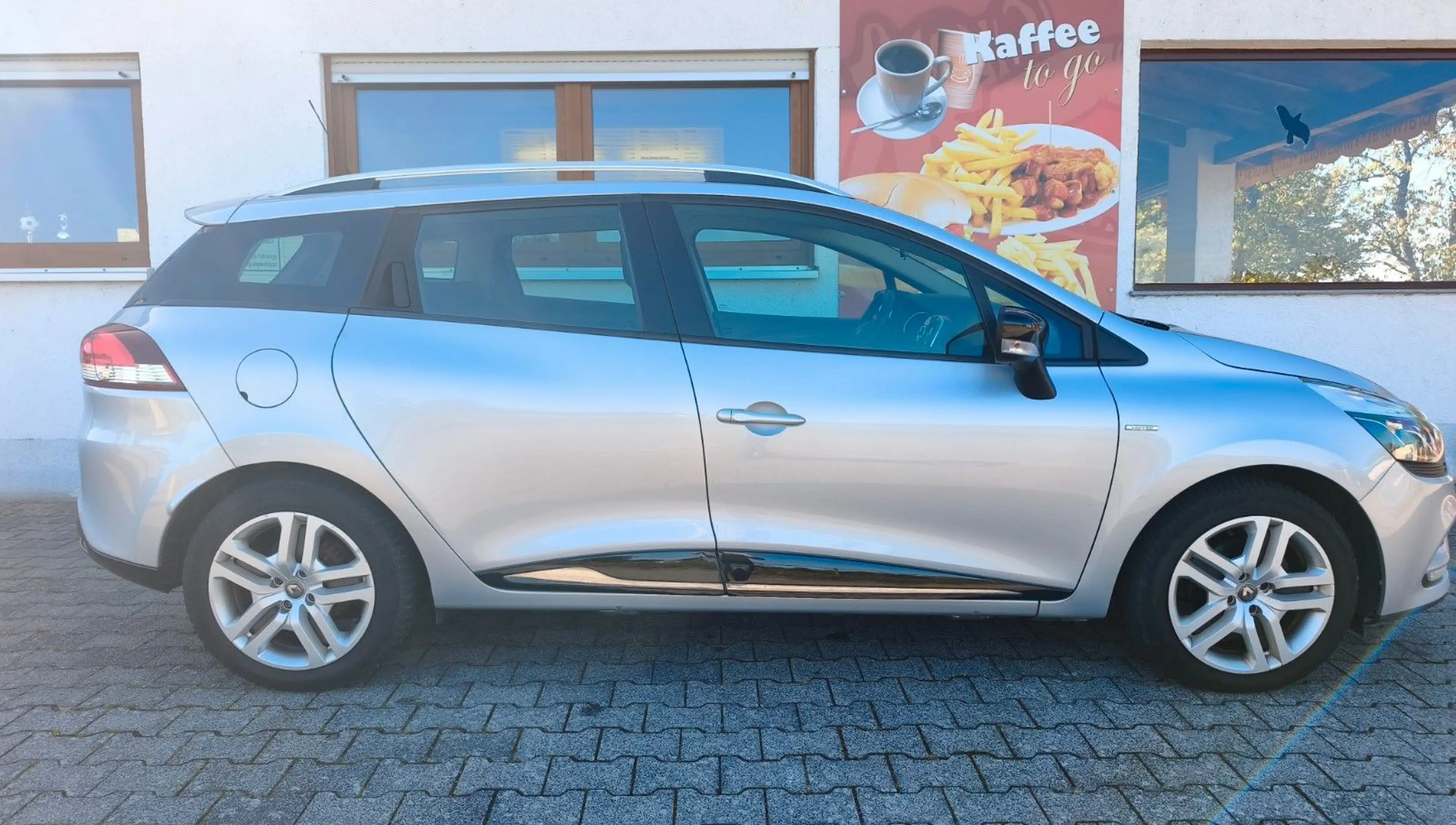 Renault Clio IV Grandtour Limited, PDC, KLIMA, TÜV NEU — photo 4