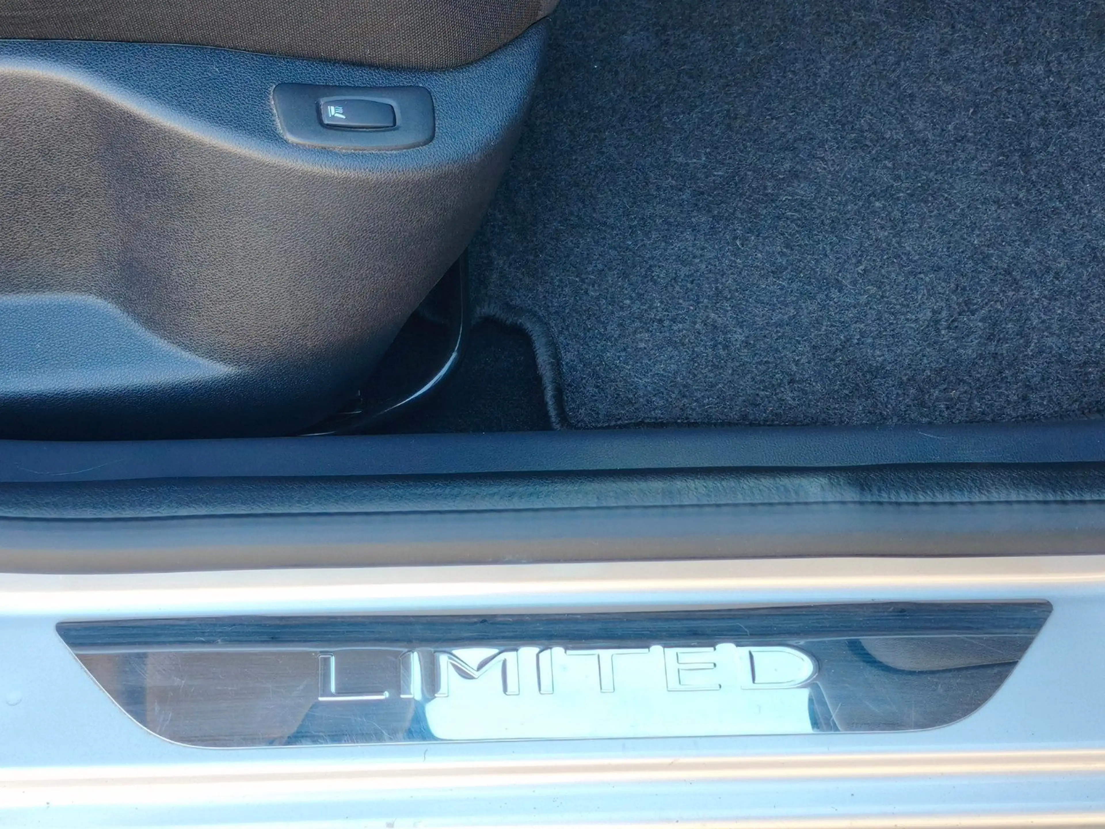 Renault Clio IV Grandtour Limited, PDC, KLIMA, TÜV NEU — photo 28