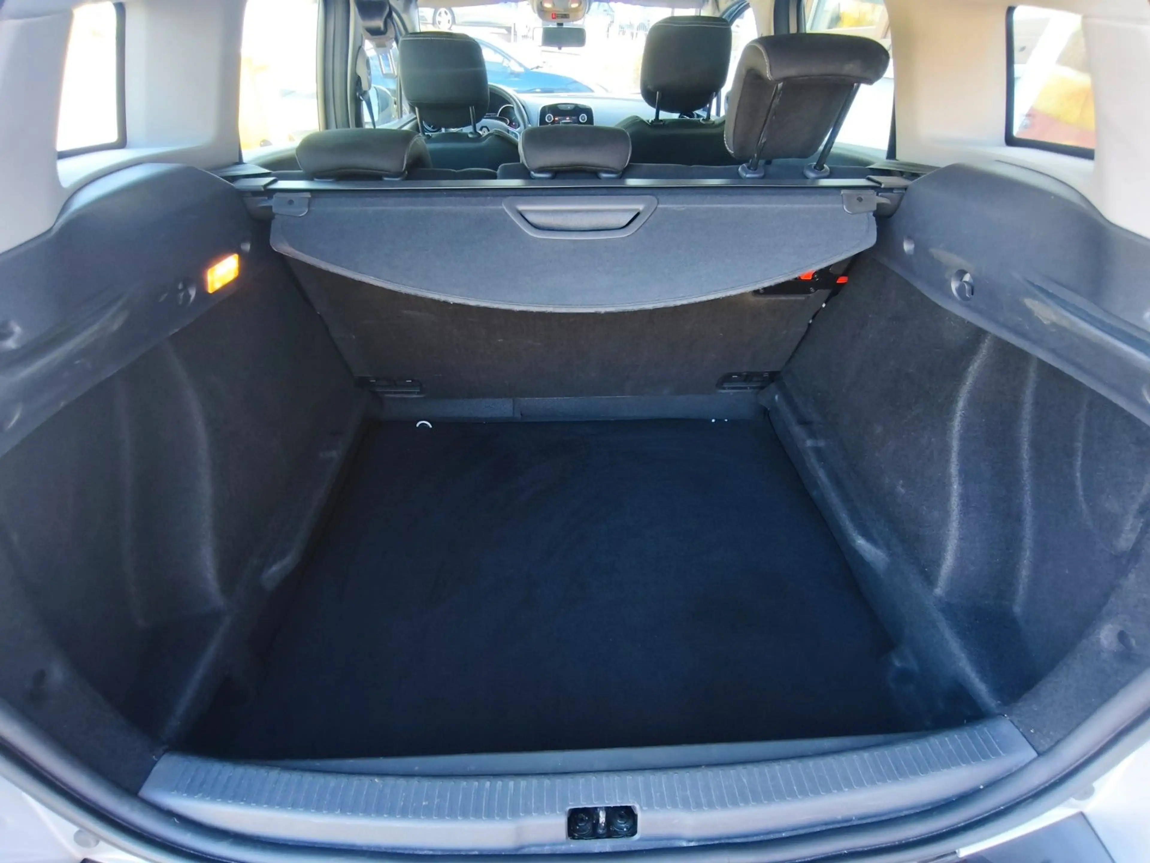 Renault Clio IV Grandtour Limited, PDC, KLIMA, TÜV NEU — photo 42