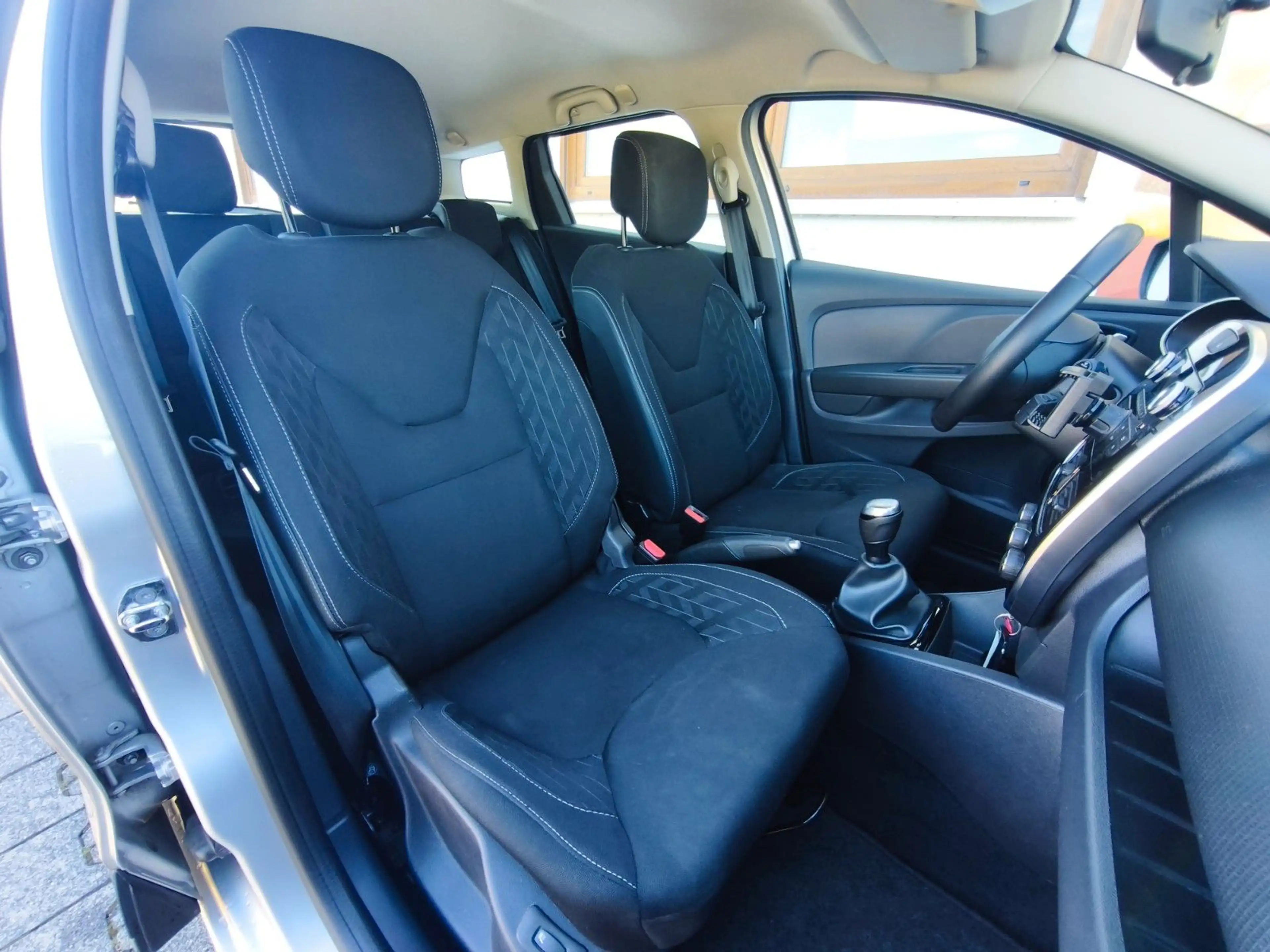 Renault Clio IV Grandtour Limited, PDC, KLIMA, TÜV NEU — photo 31
