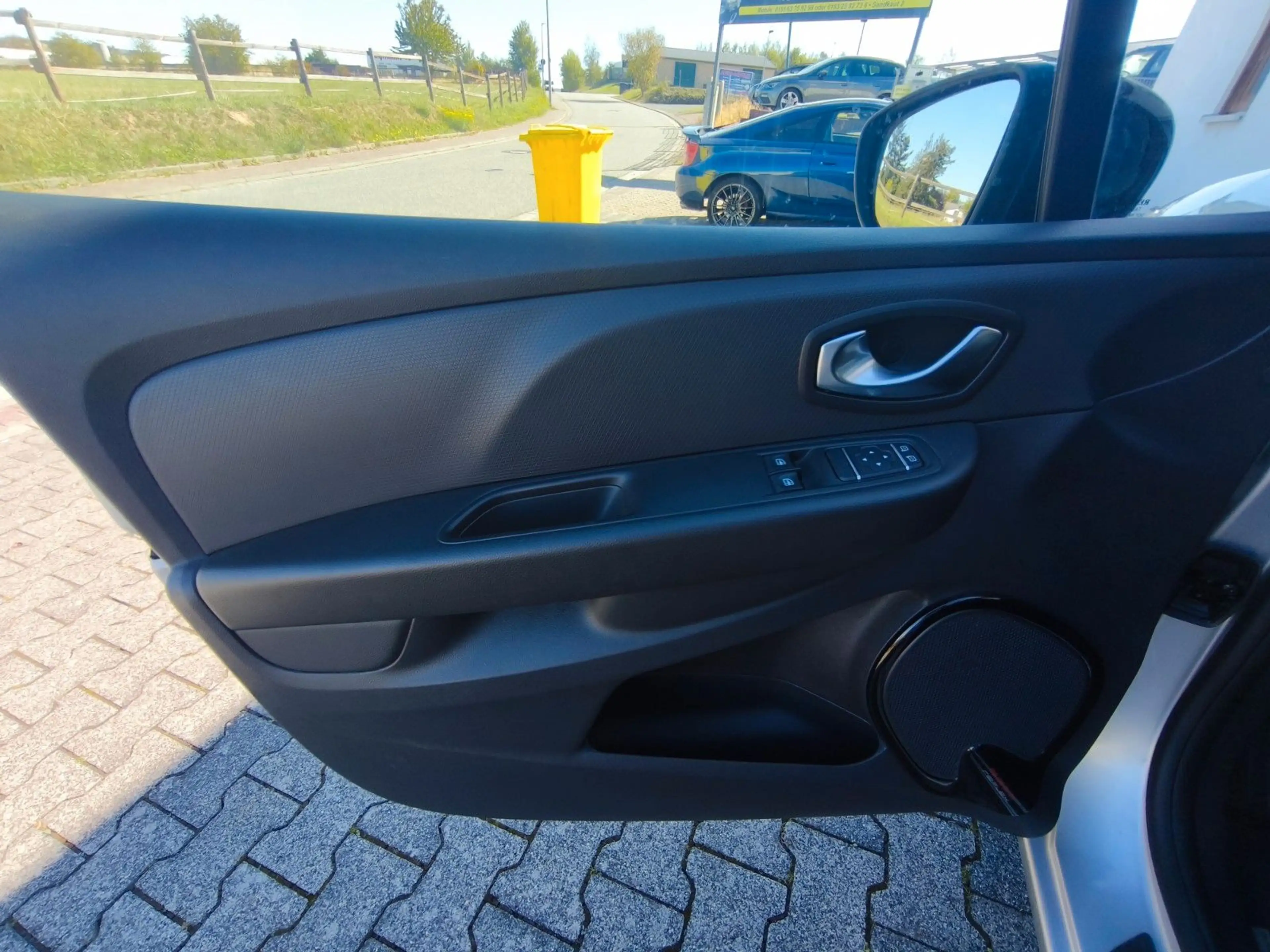 Renault Clio IV Grandtour Limited, PDC, KLIMA, TÜV NEU — photo 9