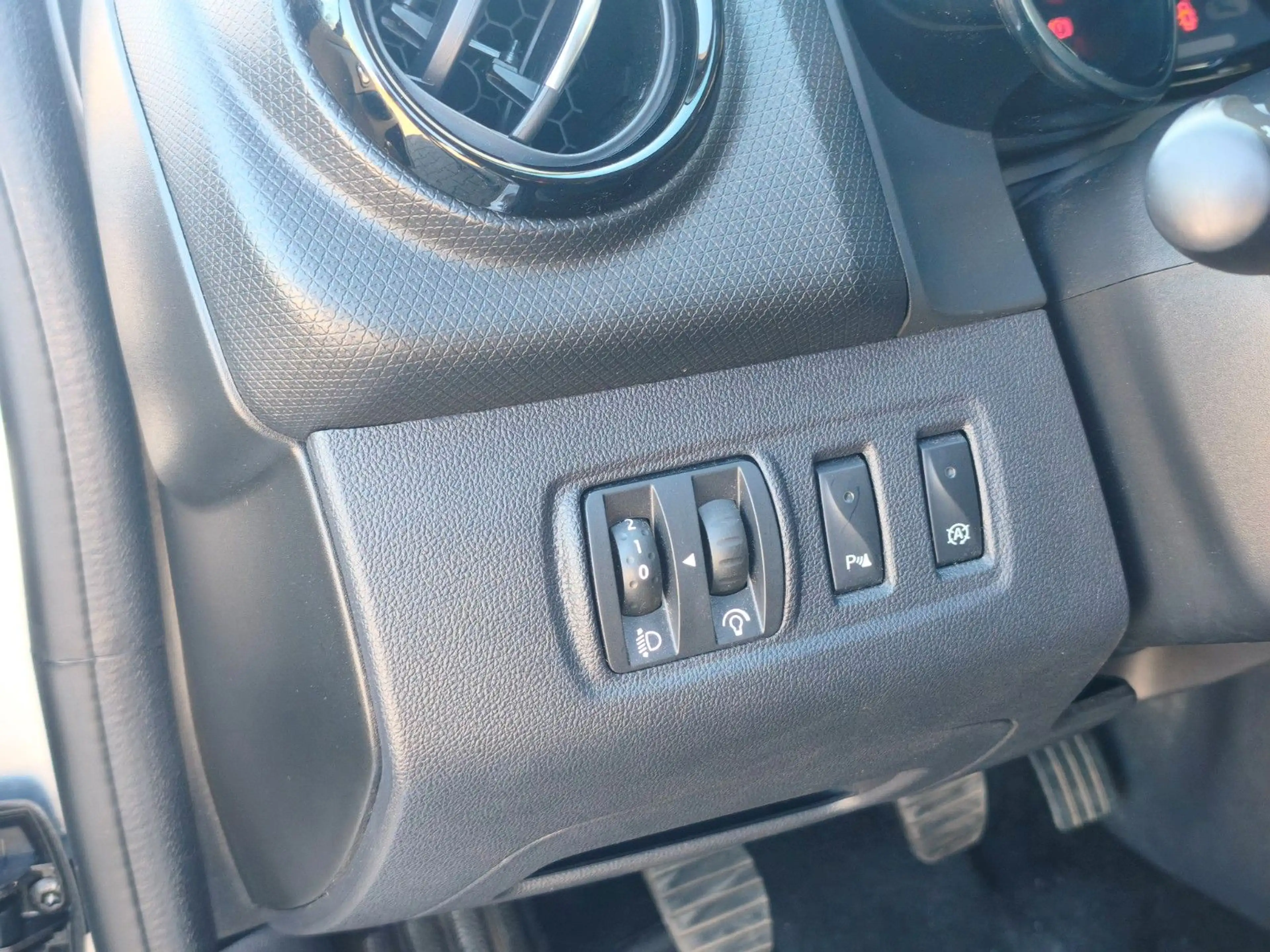 Renault Clio IV Grandtour Limited, PDC, KLIMA, TÜV NEU — photo 12