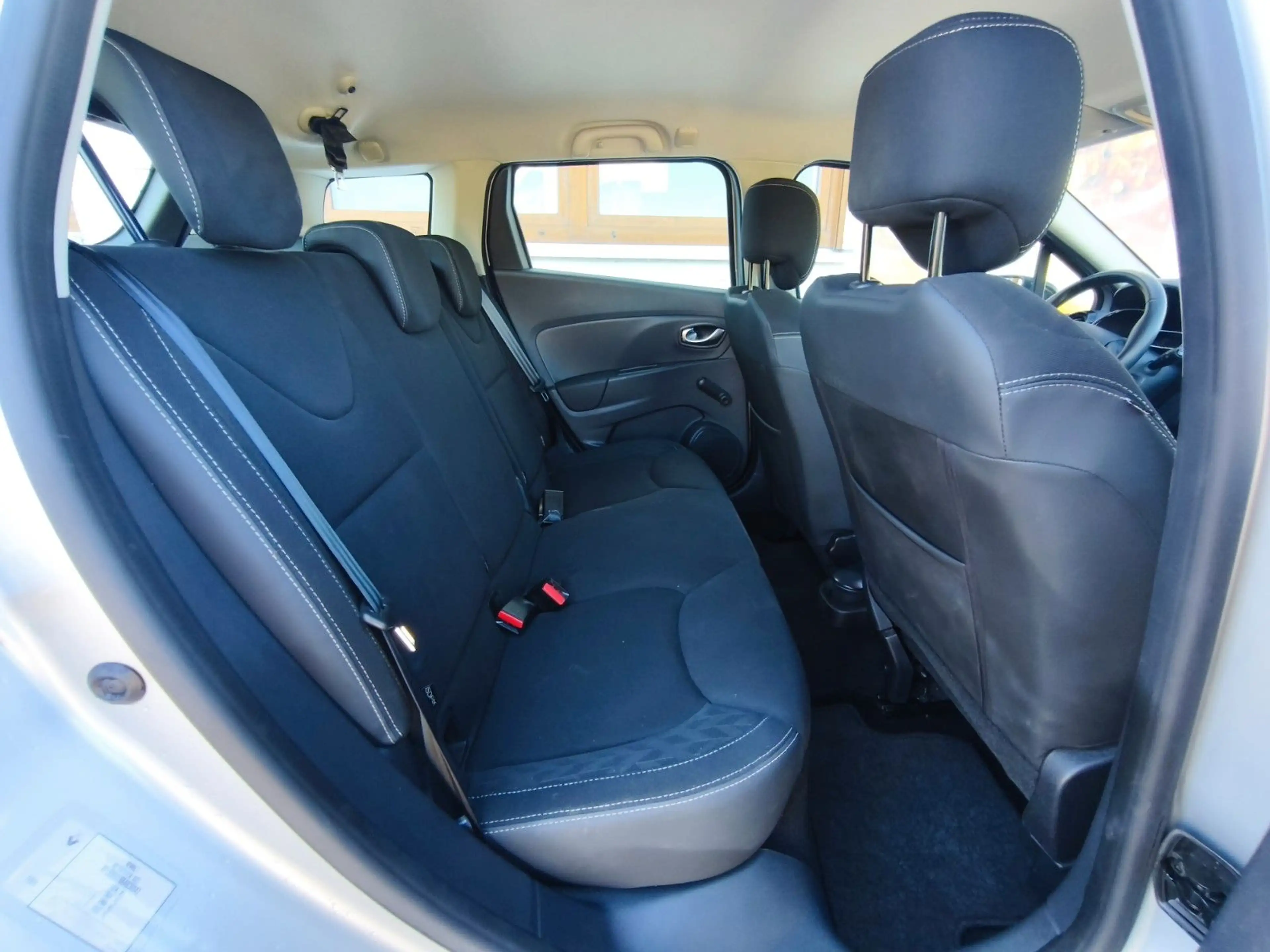 Renault Clio IV Grandtour Limited, PDC, KLIMA, TÜV NEU — photo 36
