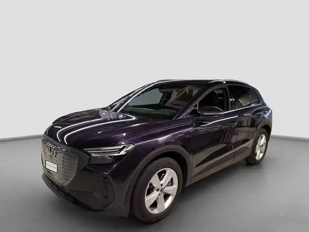 Audi Q4 E-Tron view 8