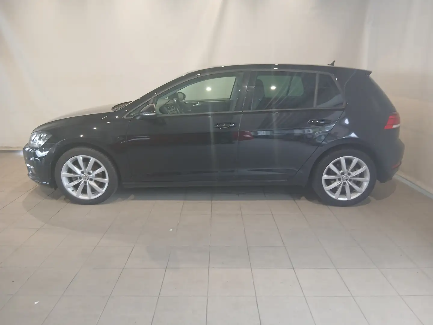 Volkswagen Golf Rabbit TDI - R-Line Sportpaket Schwarz - 2