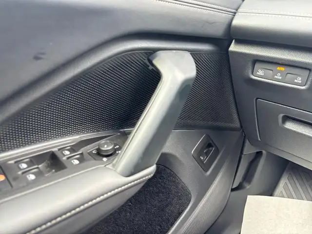 Volkswagen Tiguan view 15