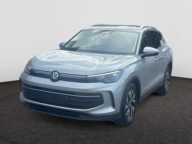 Volkswagen Tiguan main image