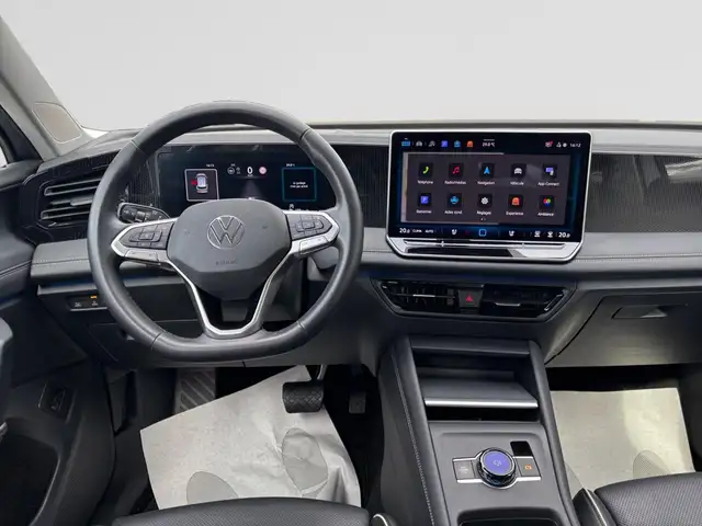 Volkswagen Tiguan view 10