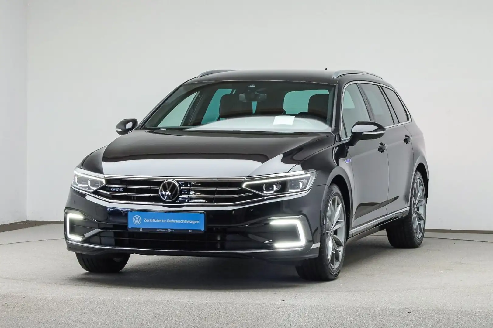 Volkswagen Passat Variant 1.4 E-Hybrid DSG GTE R-LINE*IQ.LI Schwarz - 2