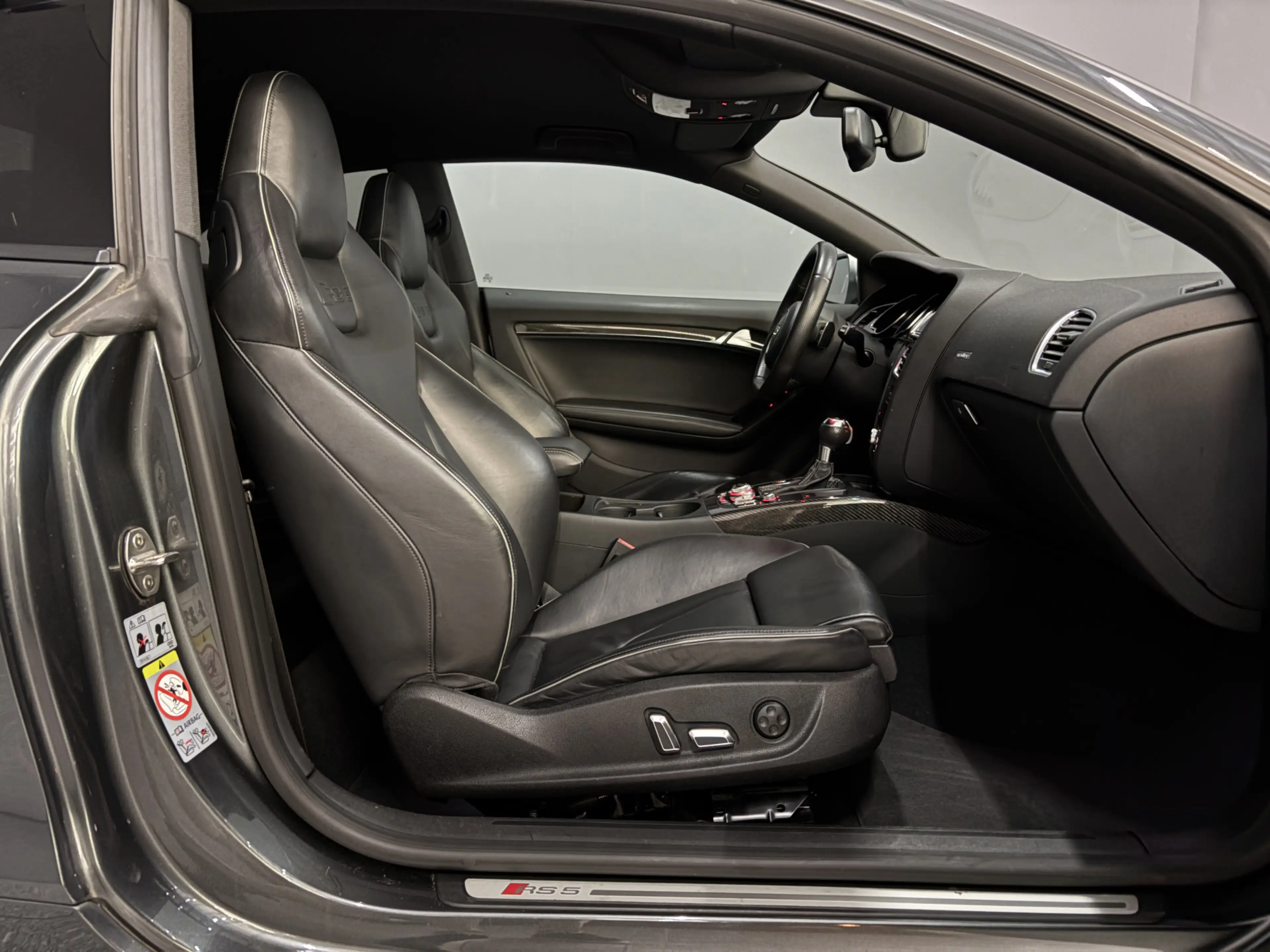 Audi RS5 4.2 FSI quattro — photo 15
