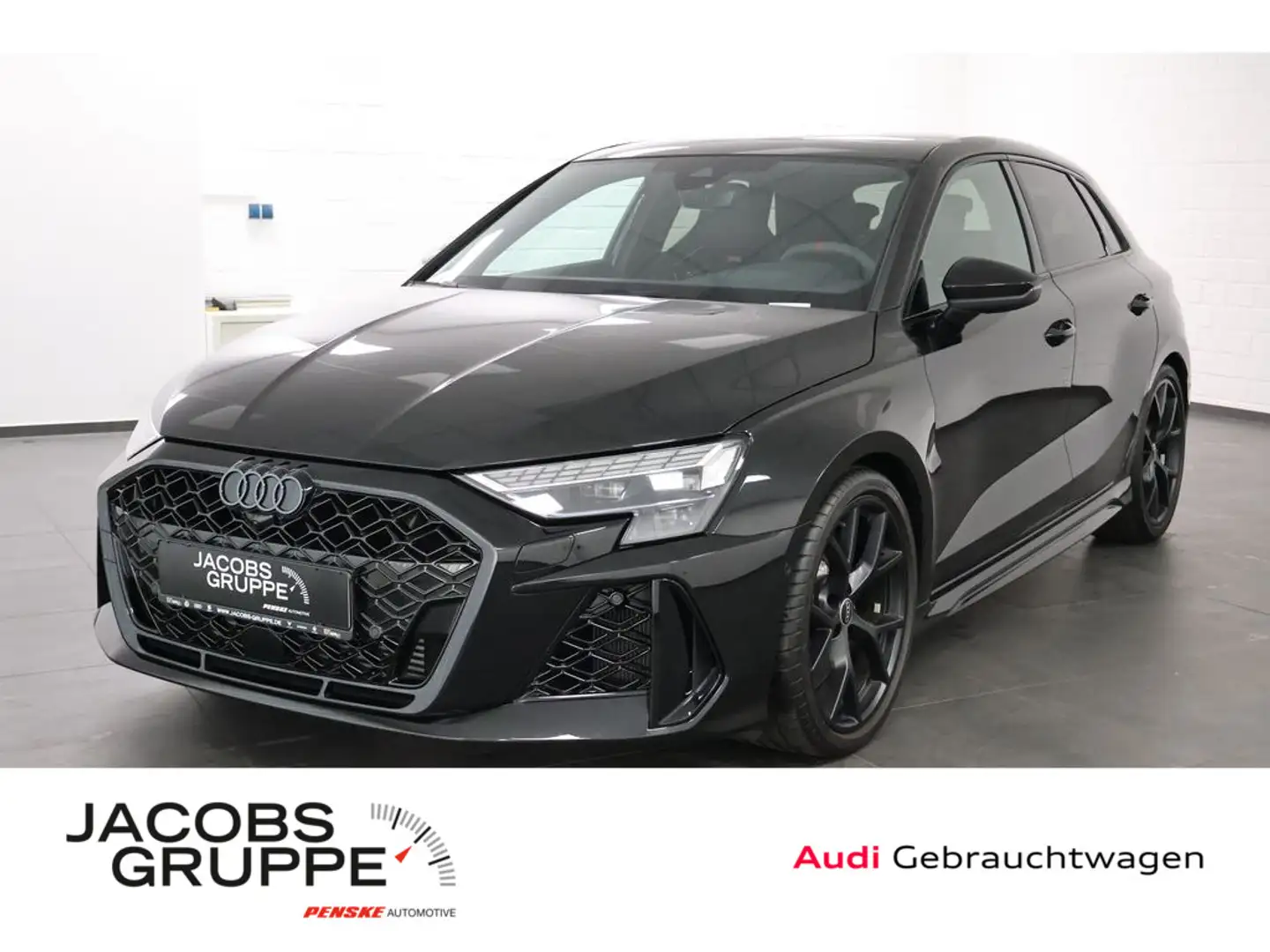 Audi RS3 Schwarz - 1