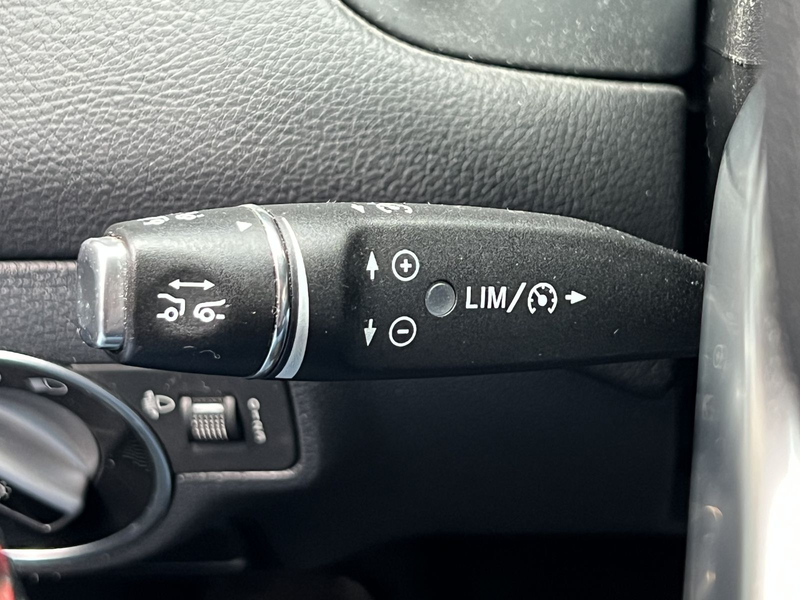 Mercedes-Benz CLA 180 SB Aut AMG-Line StHz Shz Navi Kamera BT — photo 12