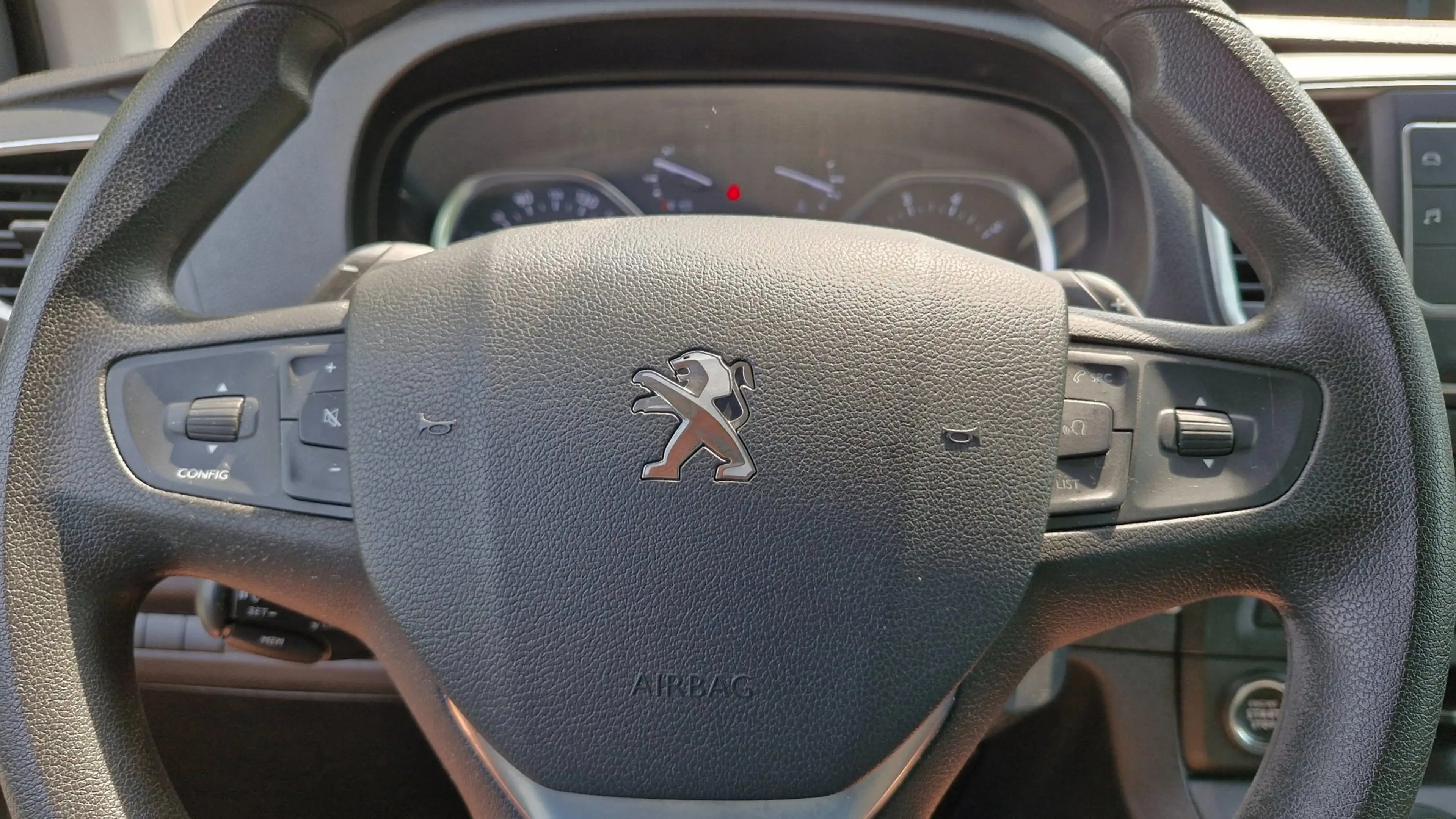 Peugeot Traveller 2.0 BlueHDi 140 Business Standard S&S AUTOMAAT 144 — photo 18