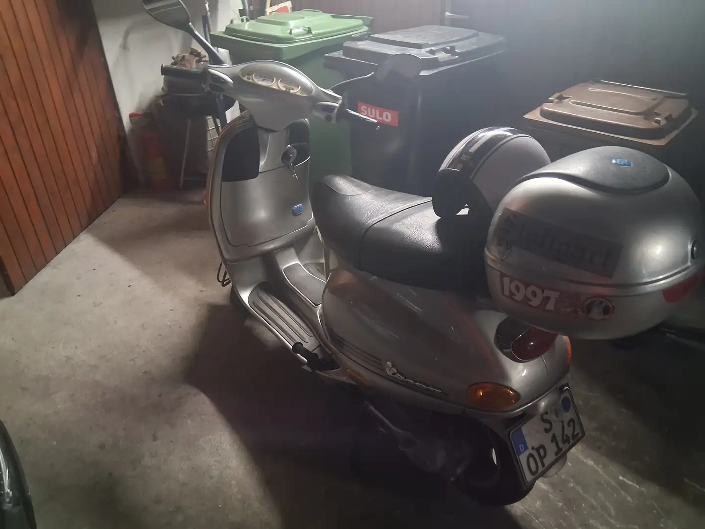 Vespa 125 Plateado - 2