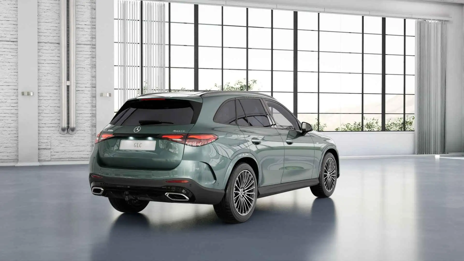 Mercedes-Benz GLC 300 300e 4MATIC Sport Edition Zilver - 2