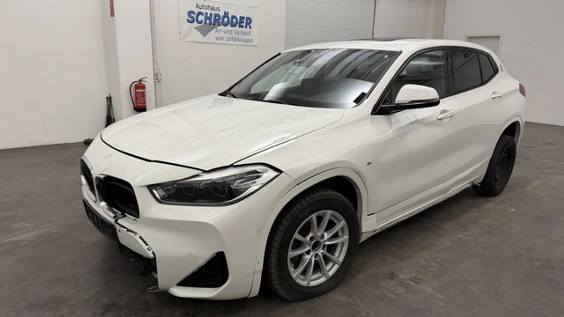 BMW X2 M sDrive18d M Sport *1.Hand*Kamera* Weiß - 2