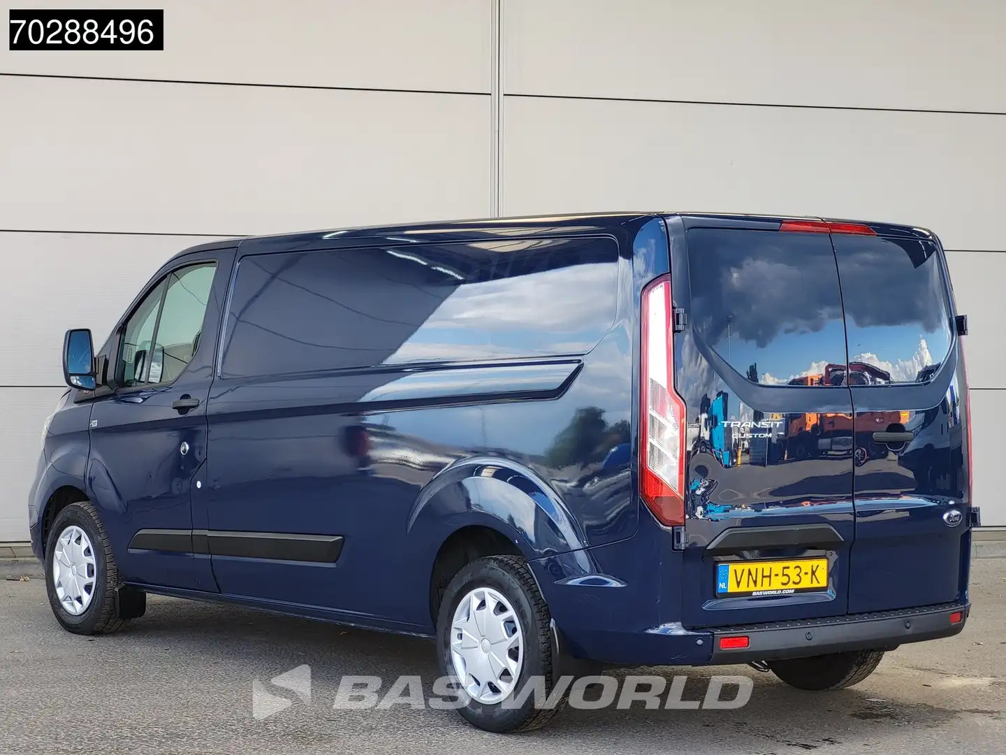 Ford Transit Custom 130PK Automaat L2H1 LED Xenon Navi Airco Cruise Pa Blauw - 2