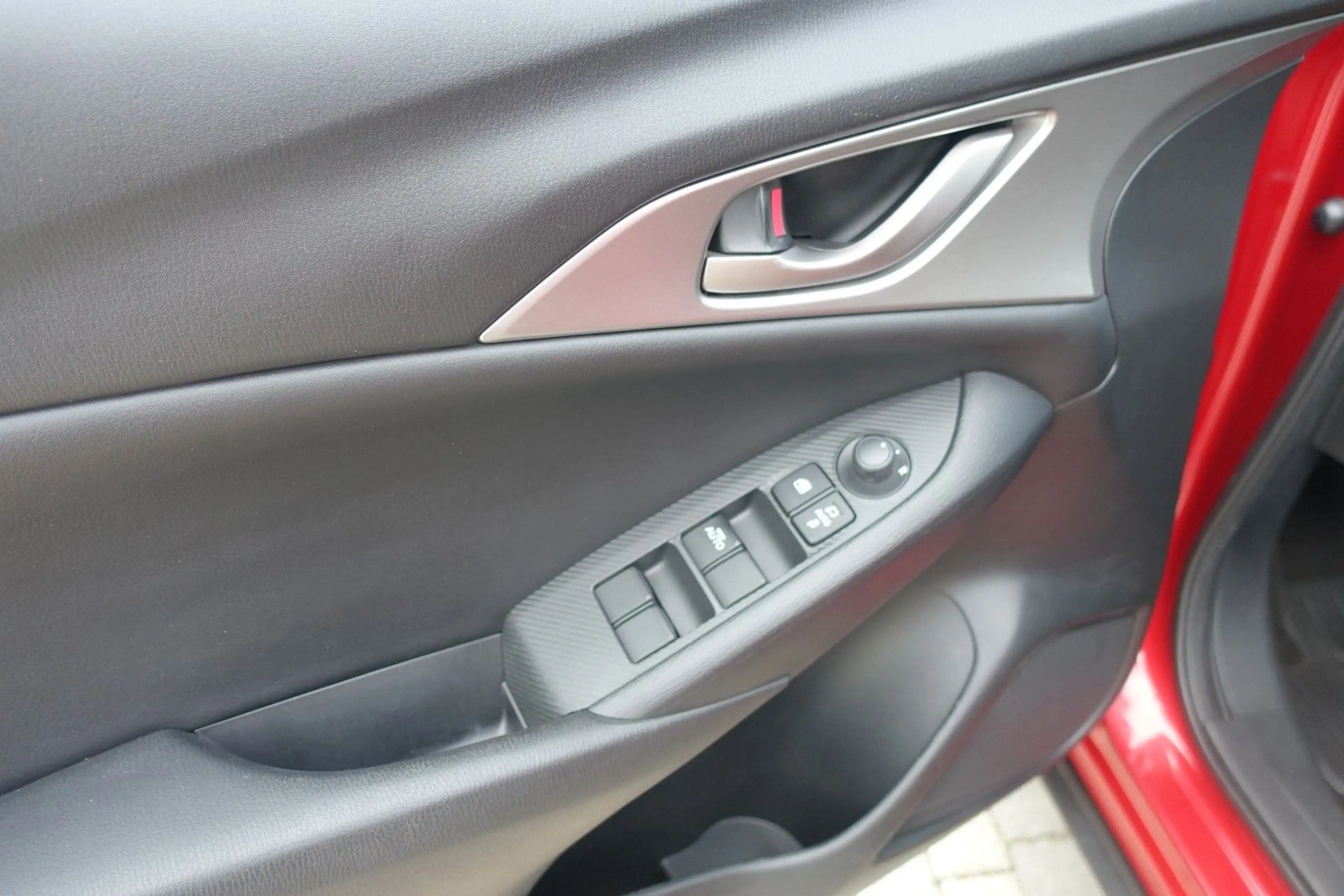 Mazda CX-3 Exclusive-Line*LED*AHK*ALU*66TKM* — photo 9
