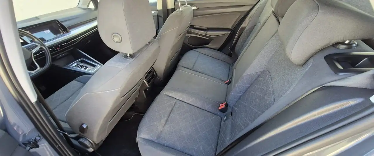Volkswagen Golf Standard Model — photo 15