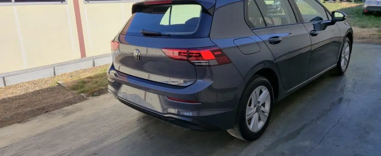 Volkswagen Golf Standard Model — photo 5