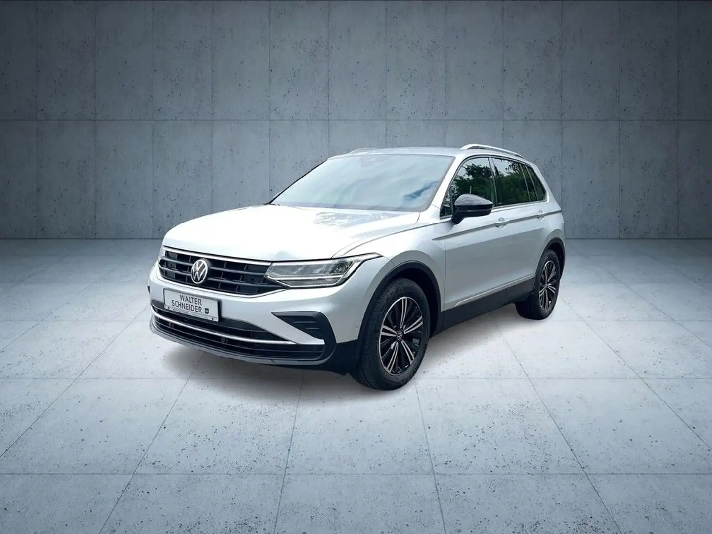 Volkswagen Tiguan 2.0 TDI DSG United Navi LED AHK Plateado - 2